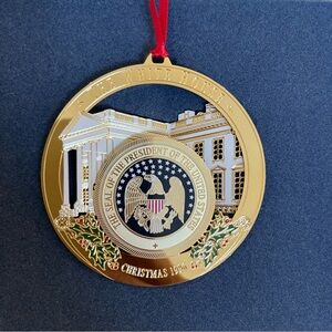 1996 Official White House Historical
Association Christmas Ornament #0448